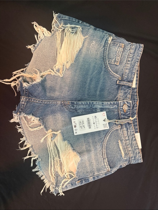 Zara Pants - Zara Light Blue Ripped Denim Cutoff Shorts